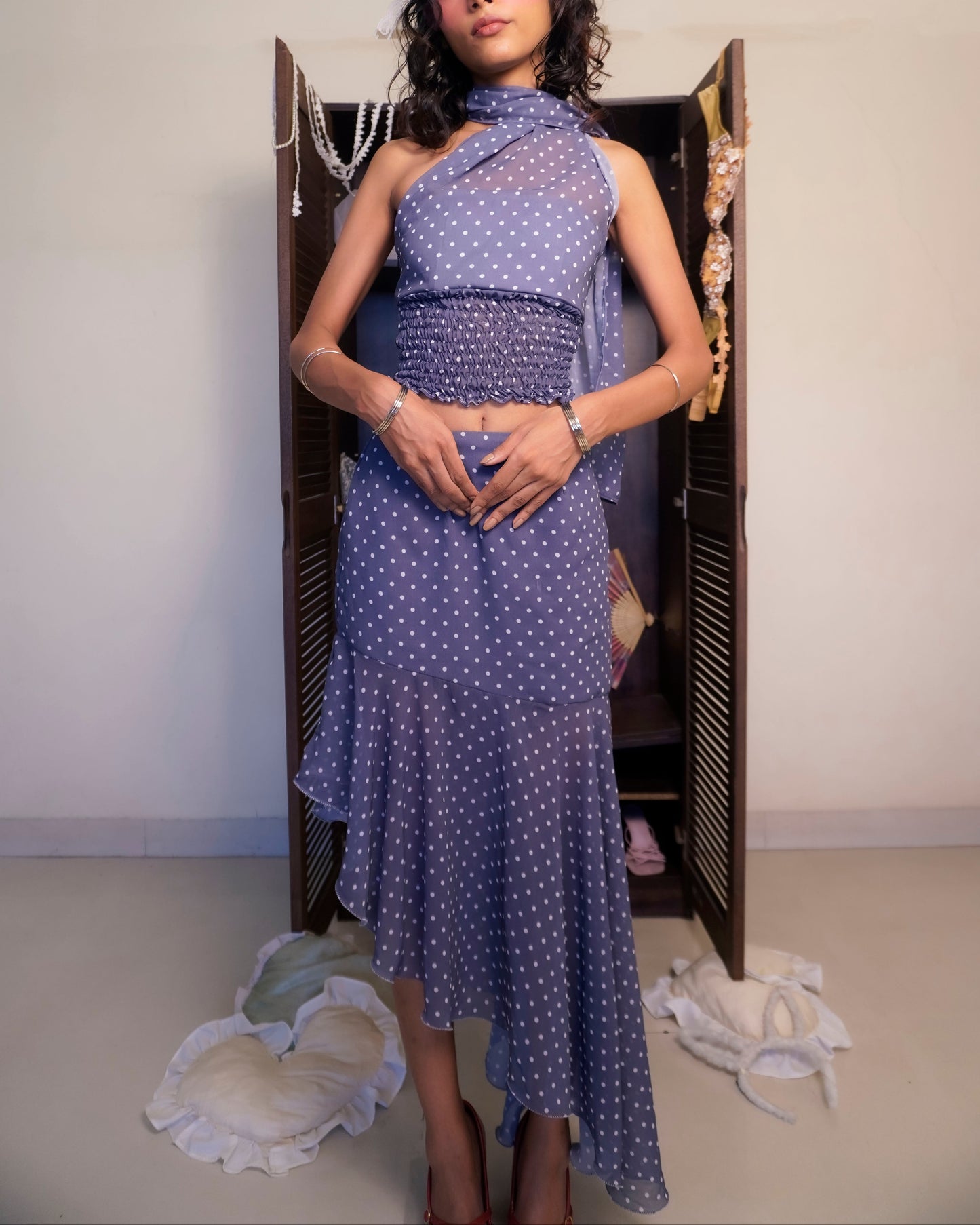 Connect the dots Top