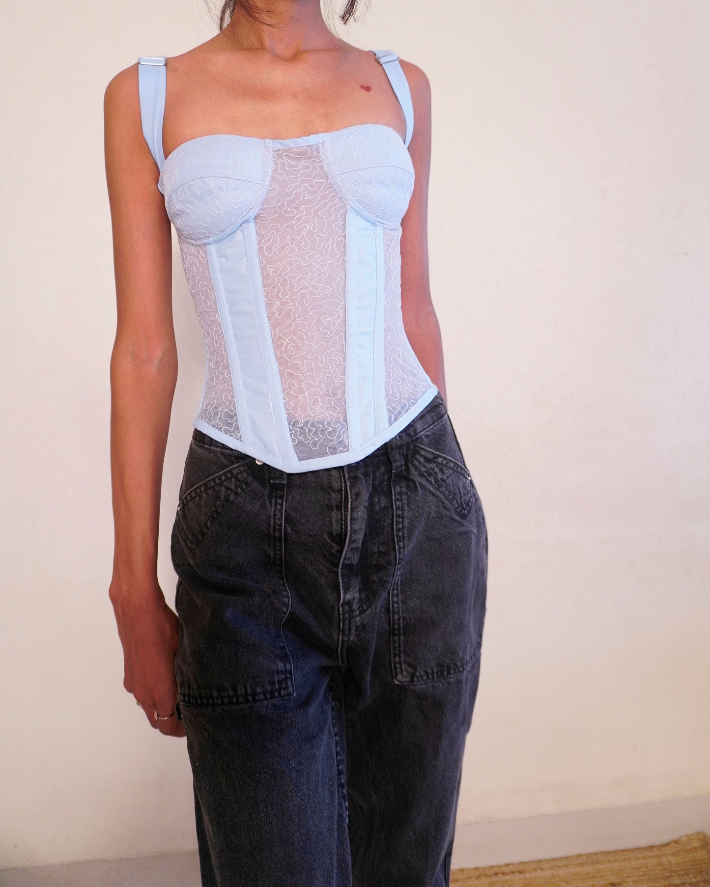 Mist corset